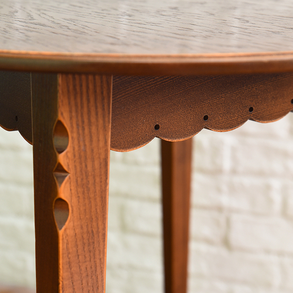 高島屋で購入 パリの雑貨屋シリーズ 丸テーブル