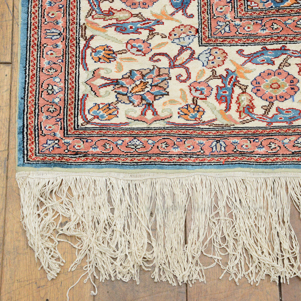 イズヤオンライン | カイセリ産 トルコ絨毯 シルク