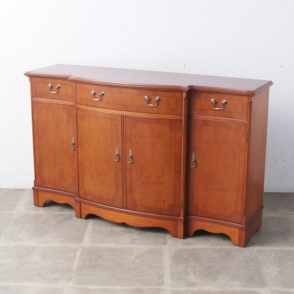 [ウィリアム・バートレット / William Bartlett & Son Ltd]STRONGBOW furniture サイドボード
